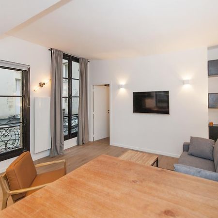 Pick A Flat'S Apartment In Le Marais - Rue Sainte Croix De La Bretonnerie París Exterior foto