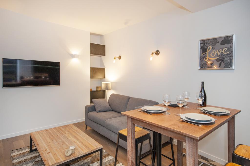 Pick A Flat'S Apartment In Le Marais - Rue Sainte Croix De La Bretonnerie París Exterior foto